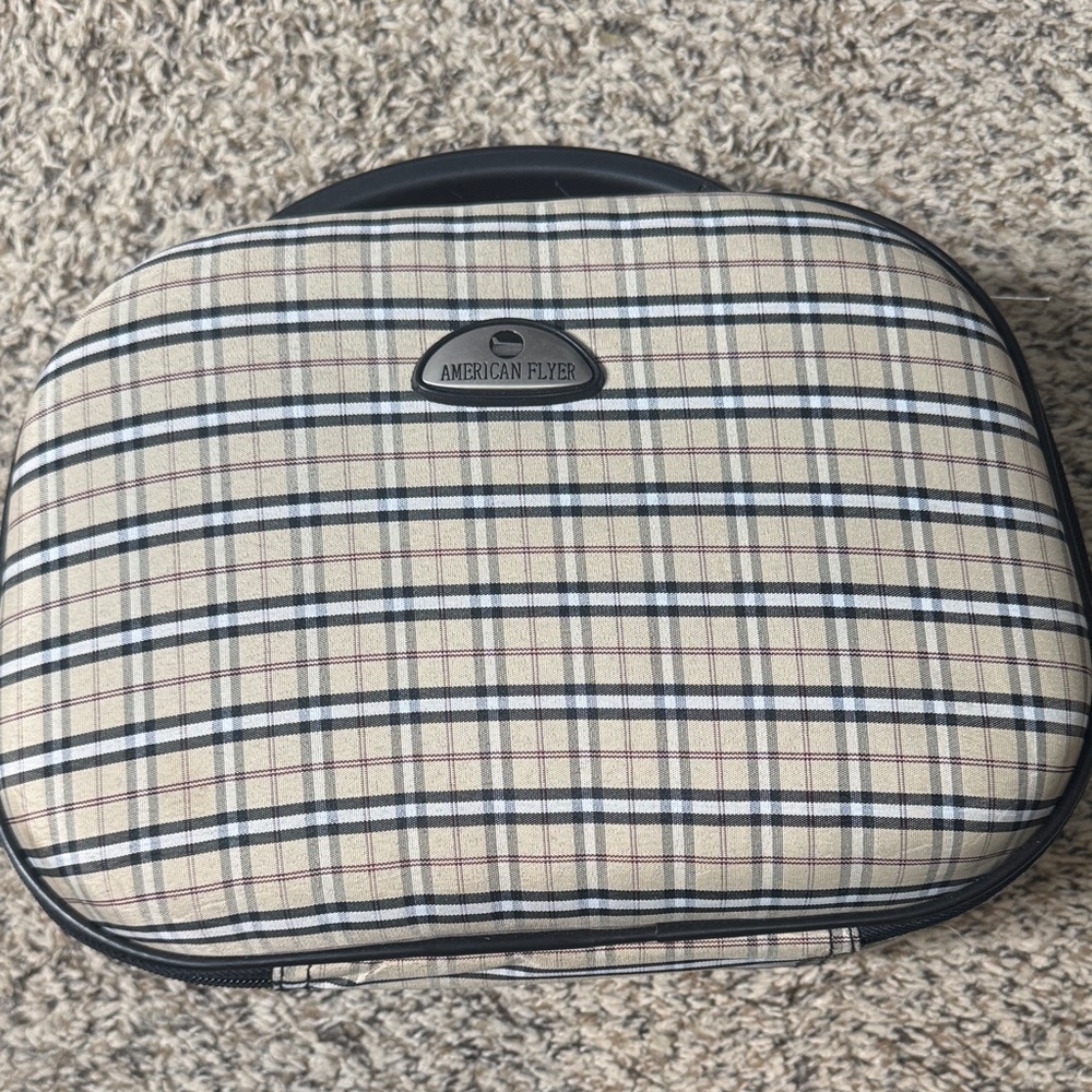 American Flyer Plaid Toiletry Bag